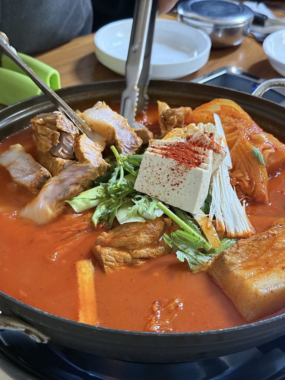 Choga Mungteong Jjigae, Chuncheon: The Kimchi Stew Worth a 2-Hour Wait