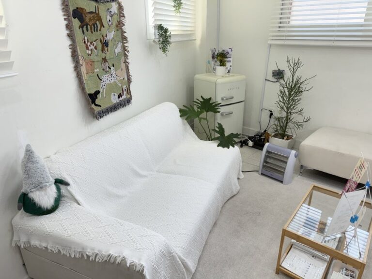 Cream Brow Hapjeong: A Natural Lash Lift and Brow Consulting in a Private One-Person Studio