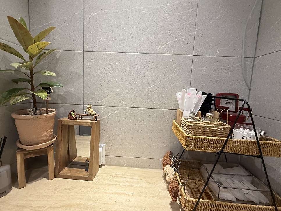 Restroom vanity with toiletries