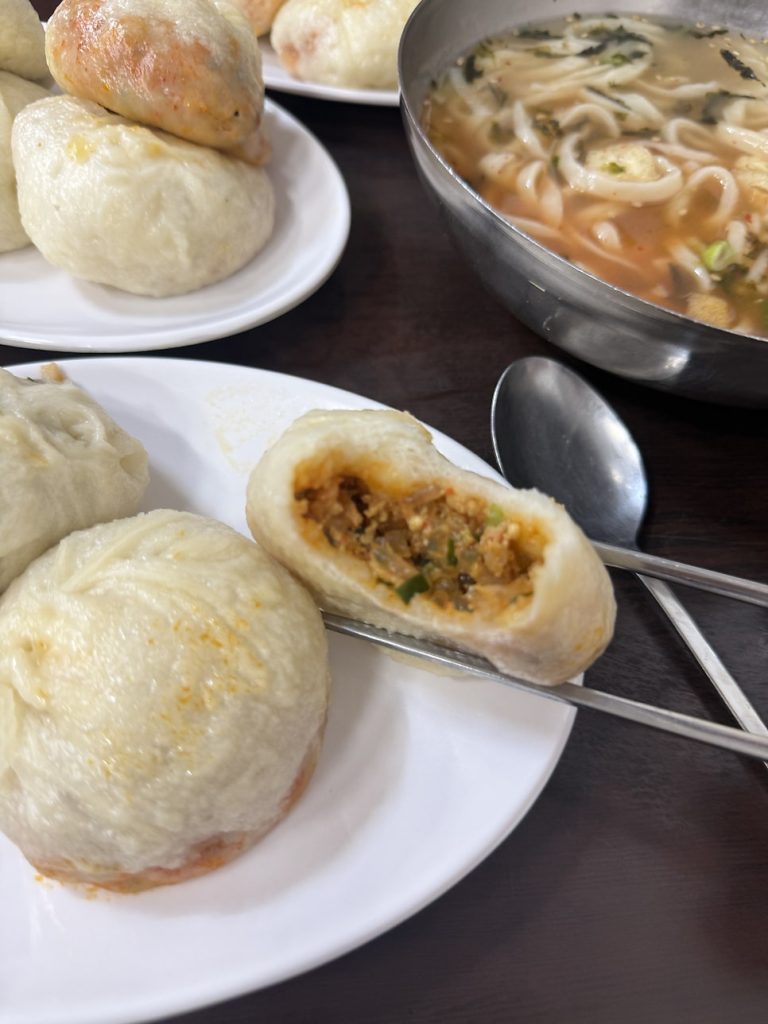 Gamegol Son Wang Mandu, Namdaemun Market: 40-Year-Old Handmade Dumplings (Kimchi Is the One)