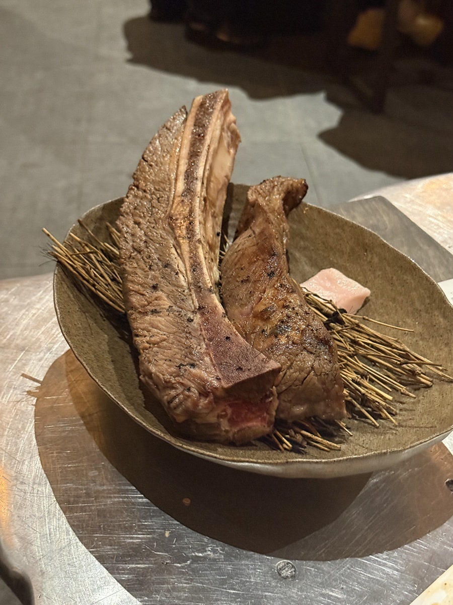 Mongtan Aewol, Jeju: Straw-Fire Beef Short Ribs Near Aewol Café Street (Parking & Waiting Tips)