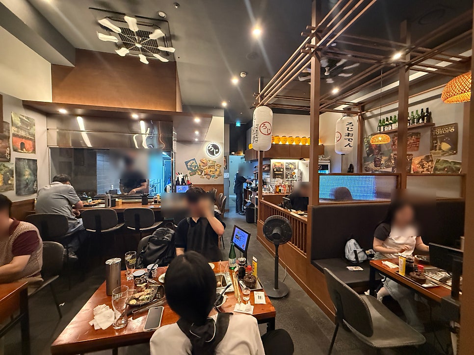 Tables and tatami seating inside